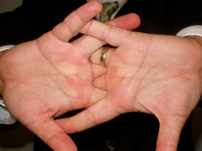 Hands_Body_Tics_Interviewing